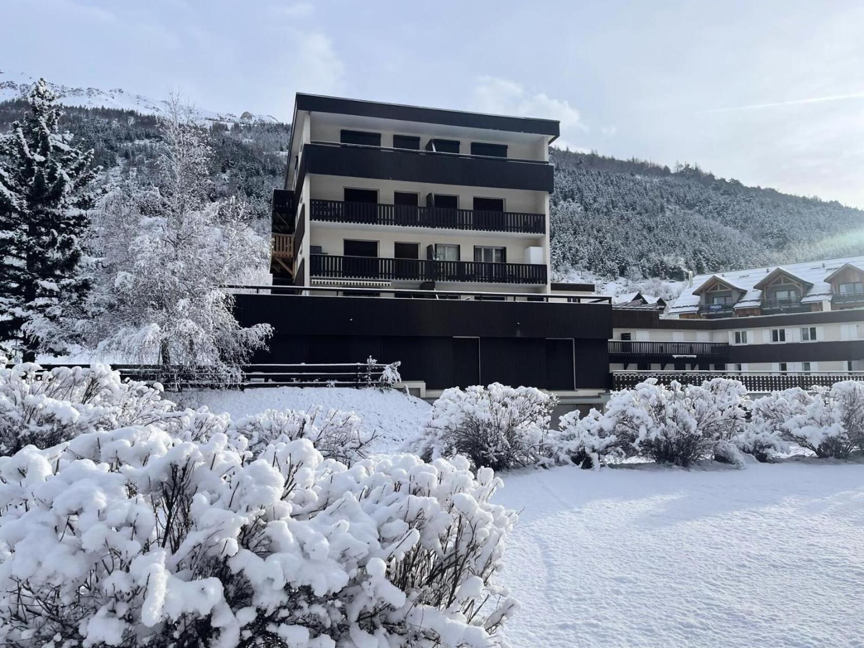 Residence Le Sporting - Studio - Chaleureux - Grande Terrasse Mae-1451 La Salle-les-Alpes Dış mekan fotoğraf
